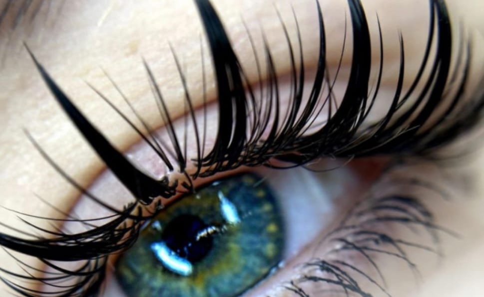 Special Effects Lash Extensions training image 1