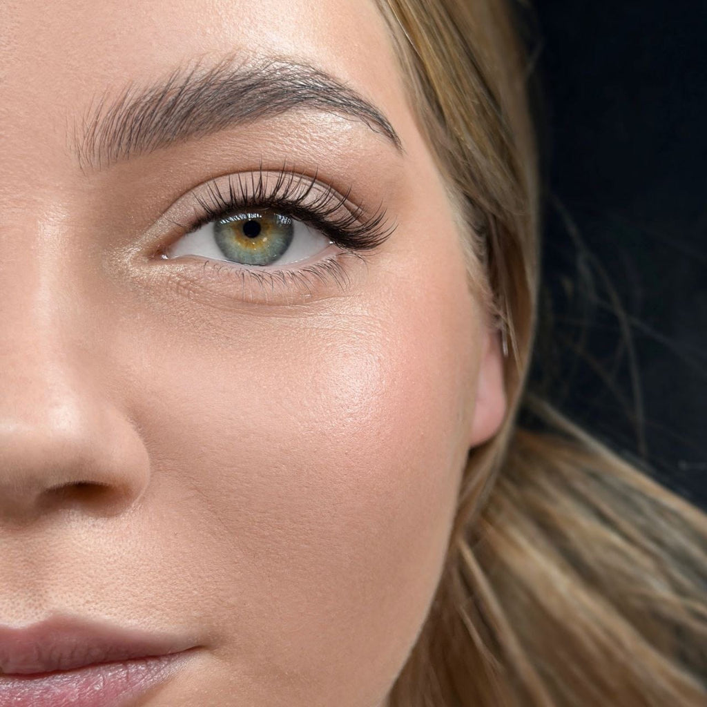 Basic   Eyelash Extension Course 3 days image 4