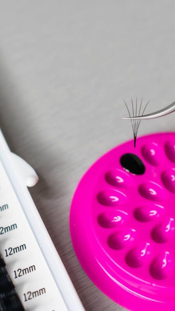 Basic   Eyelash Extension Course