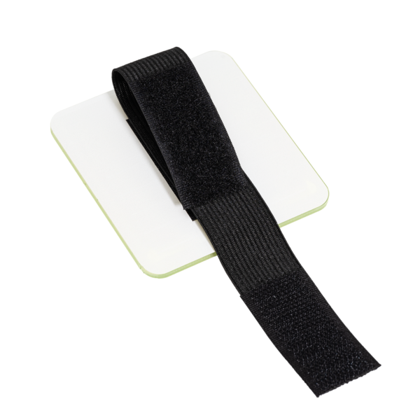 BRANDED TABLET ON THE ARM OF BARBARA OLIVE